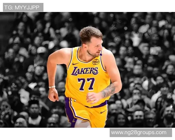 拉拉维亚谈与东契奇搭档感受：他让我在比赛中更加轻松自如