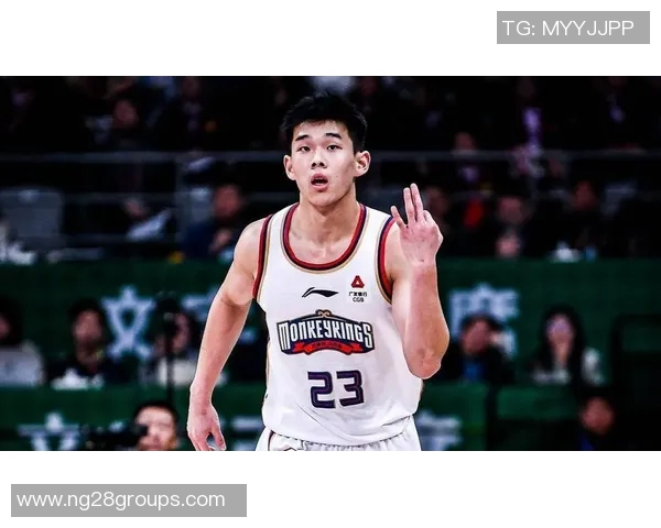 林葳在训练中需加强沟通与节奏感提升以更好融入球队体系 林葳在训练中需加强沟通与节奏感提升以更好融入球队体系