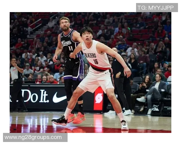 开拓者球迷嘉年华对抗赛黑队险胜白队杨瀚森队友夏普荣膺MVP称号