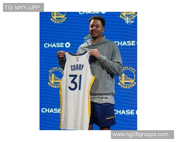 赛斯库里三分命中率对比引热议兄弟俩成新水花组合的可能性探讨 赛斯库里三分命中率对比引热议兄弟俩成新水花组合的可能性探讨