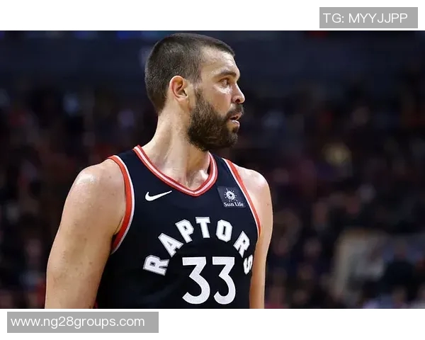 菲尔汉迪庆祝职业生涯第15年各地球队见证不变的竞争精神