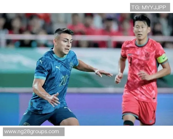 巴拉圭后卫失误助攻韩国严智星抽射破门取得领先