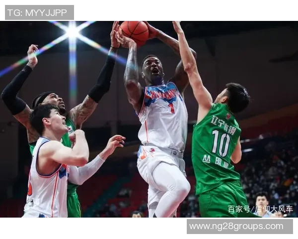 山西队签约外援黑根斯上赛季新疆表现出色场均贡献数据分析 山西队签约外援黑根斯上赛季新疆表现出色场均贡献数据分析